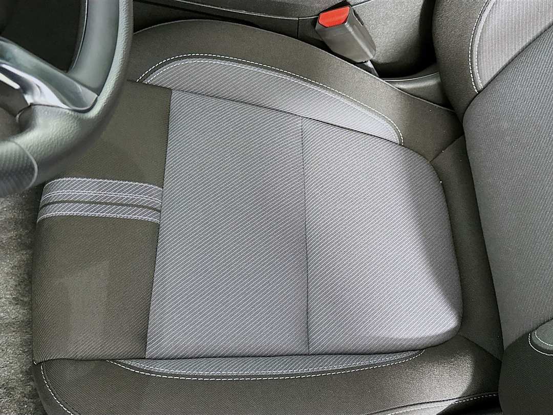 2025 Chevrolet Blazer LT - Image 20