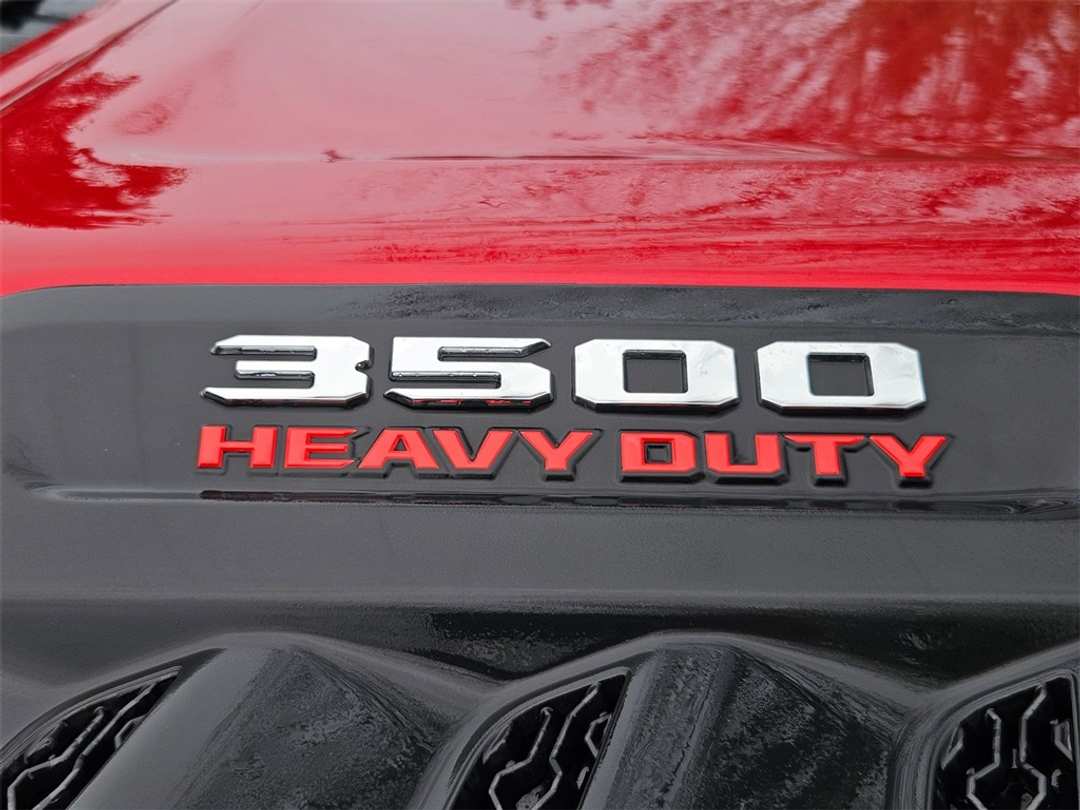 2026 Ram 3500 Laramie - Image 32