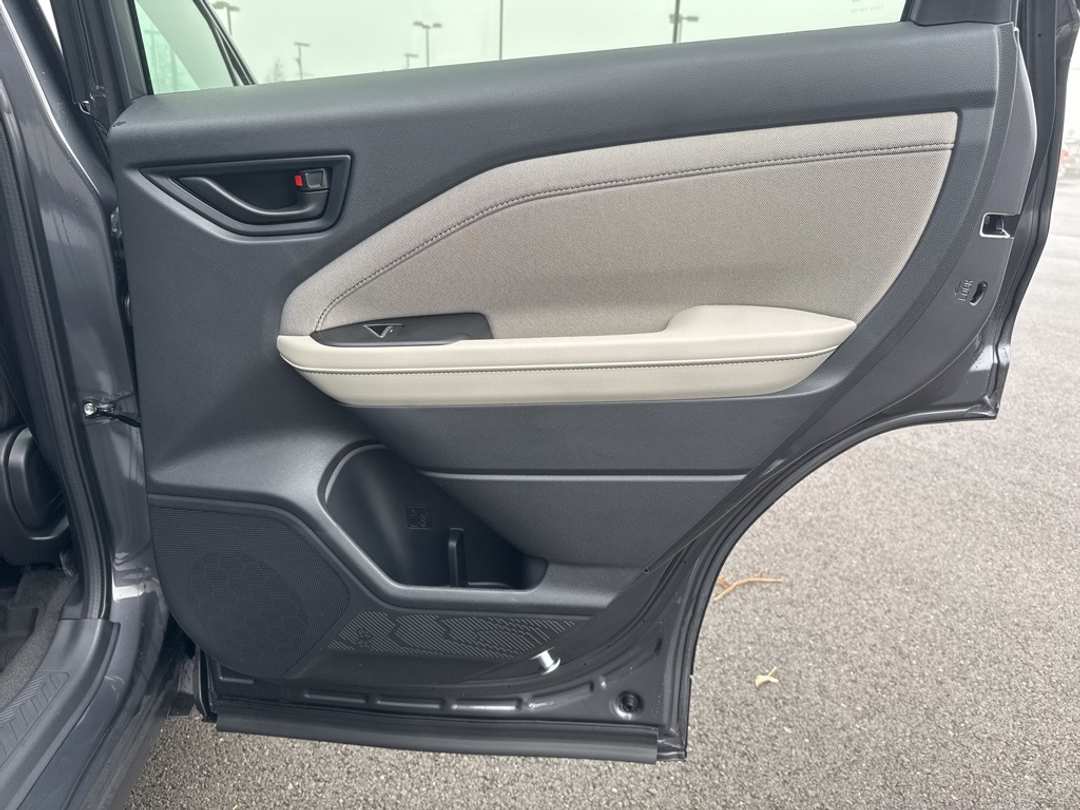 2026 Subaru Forester Premium - Image 21