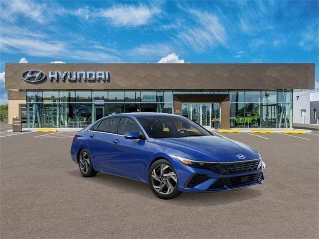 2026 Hyundai Elantra Limited - Image 2