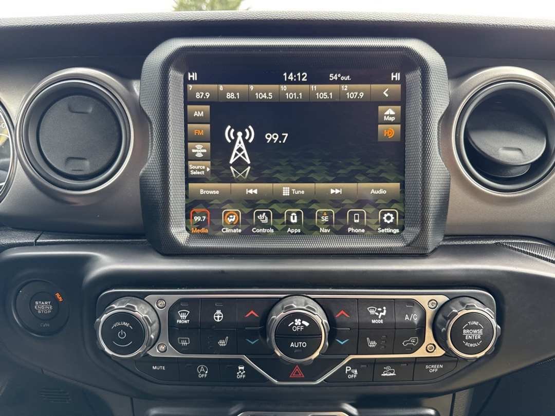 2023 Jeep Gladiator Willys - Image 19