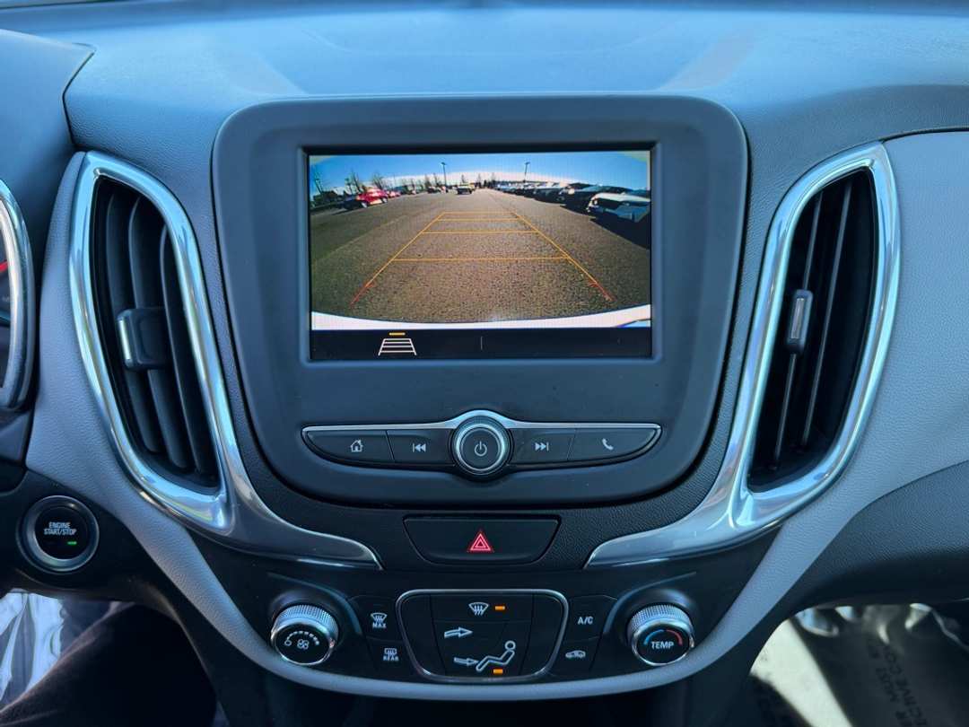 2020 Chevrolet Equinox LS - Image 23