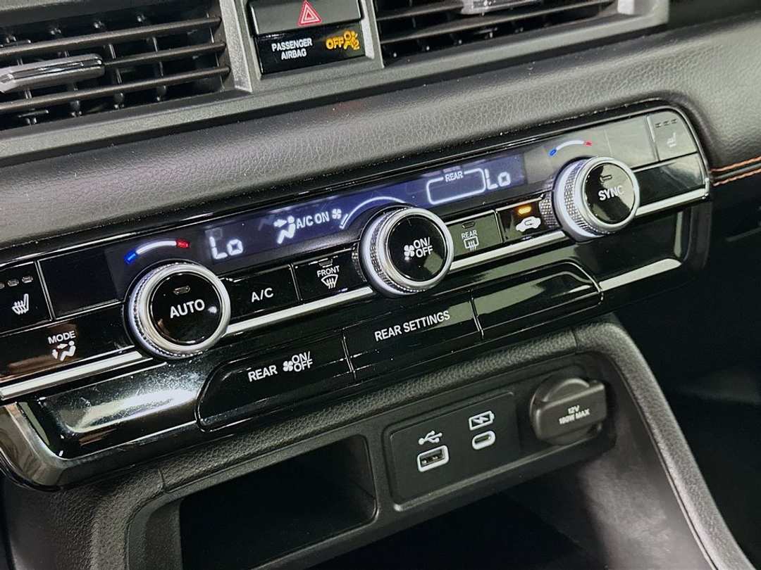 2024 Honda Pilot Sport - Image 16