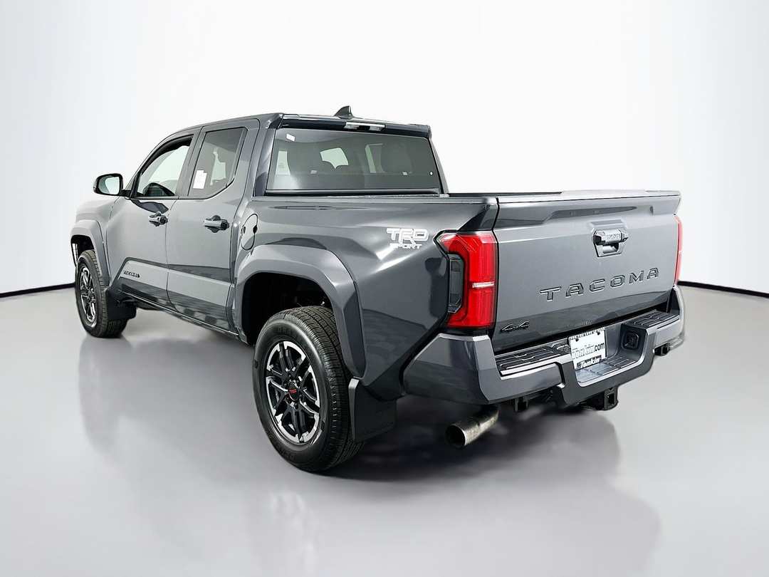 2026 Toyota Tacoma TRD Sport - Image 5