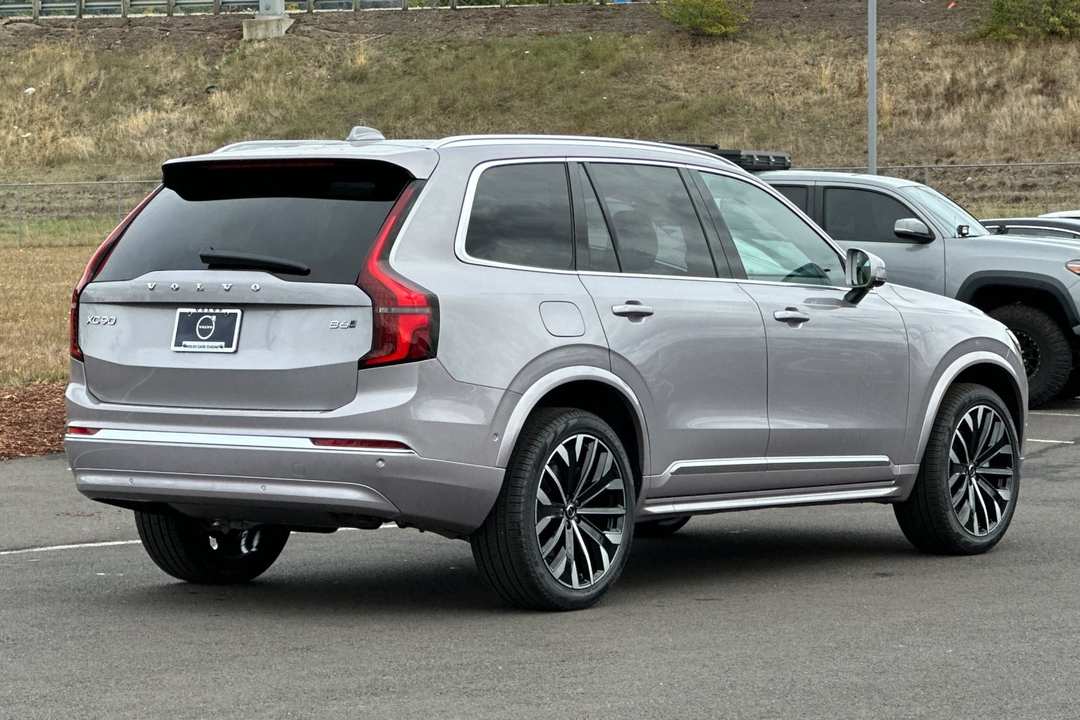 2026 Volvo Xc90 B6 Plus 7Seater - Image 3