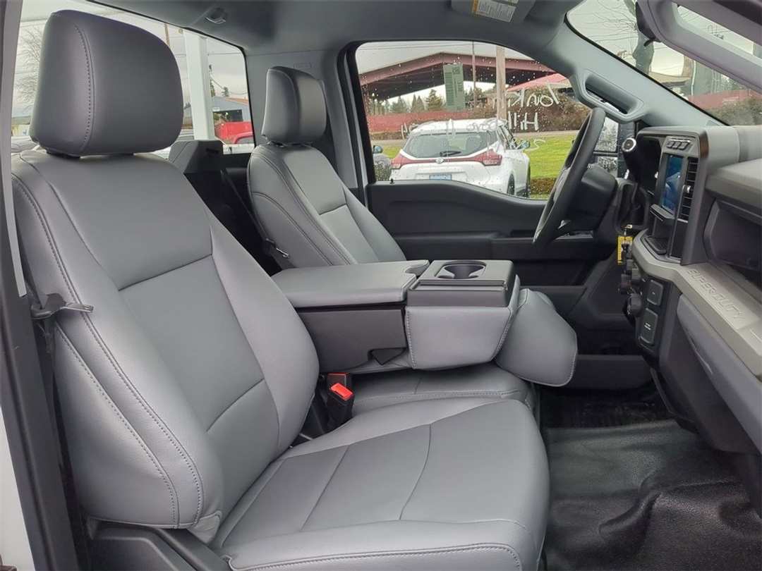 2024 Ford F-550Sd XL - Image 22