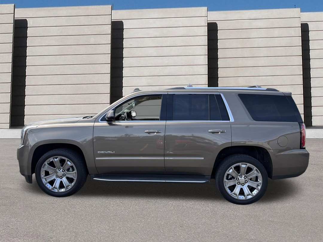 2016 GMC Yukon Denali - Image 2