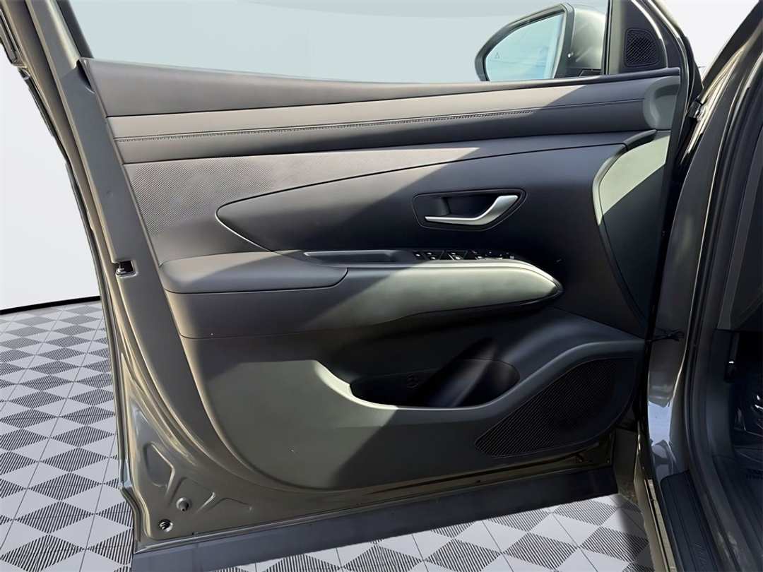2026 Hyundai Tucson SEL - Image 11