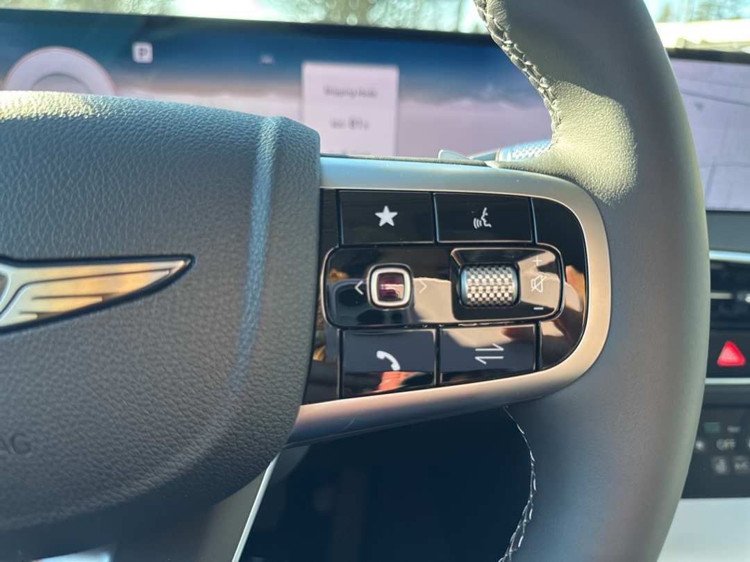 2026 Genesis Gv70 2.5T Advanced - Image 38