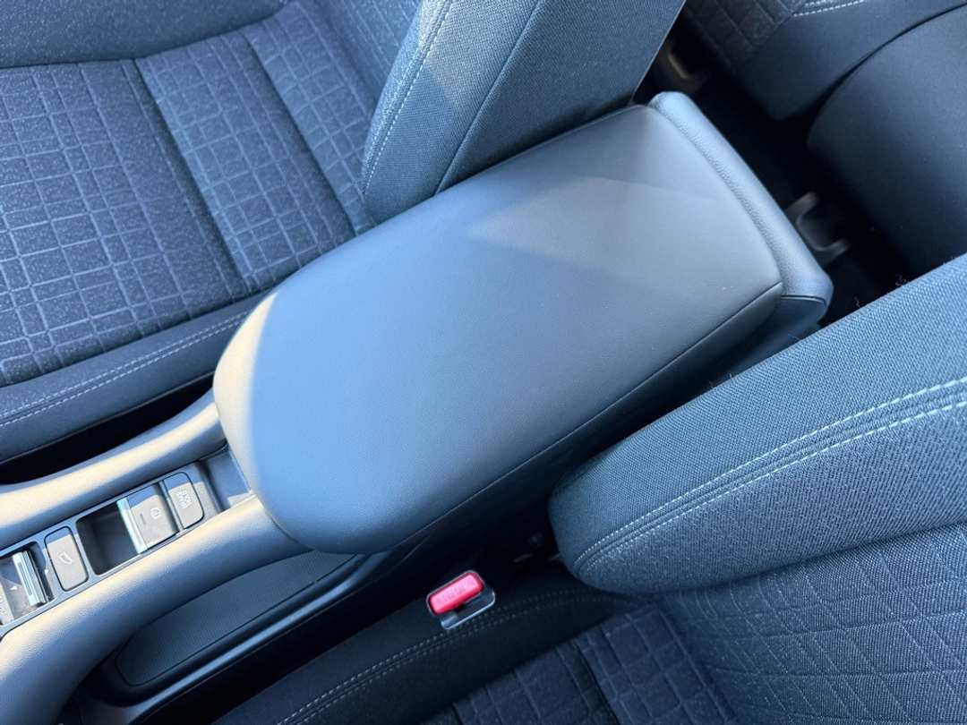 2025 Honda HR-V LX - Image 27