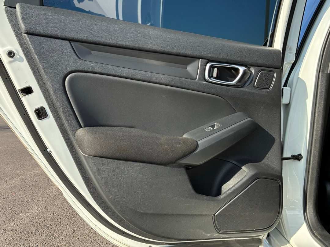 2023 Honda Civic Sport - Image 21