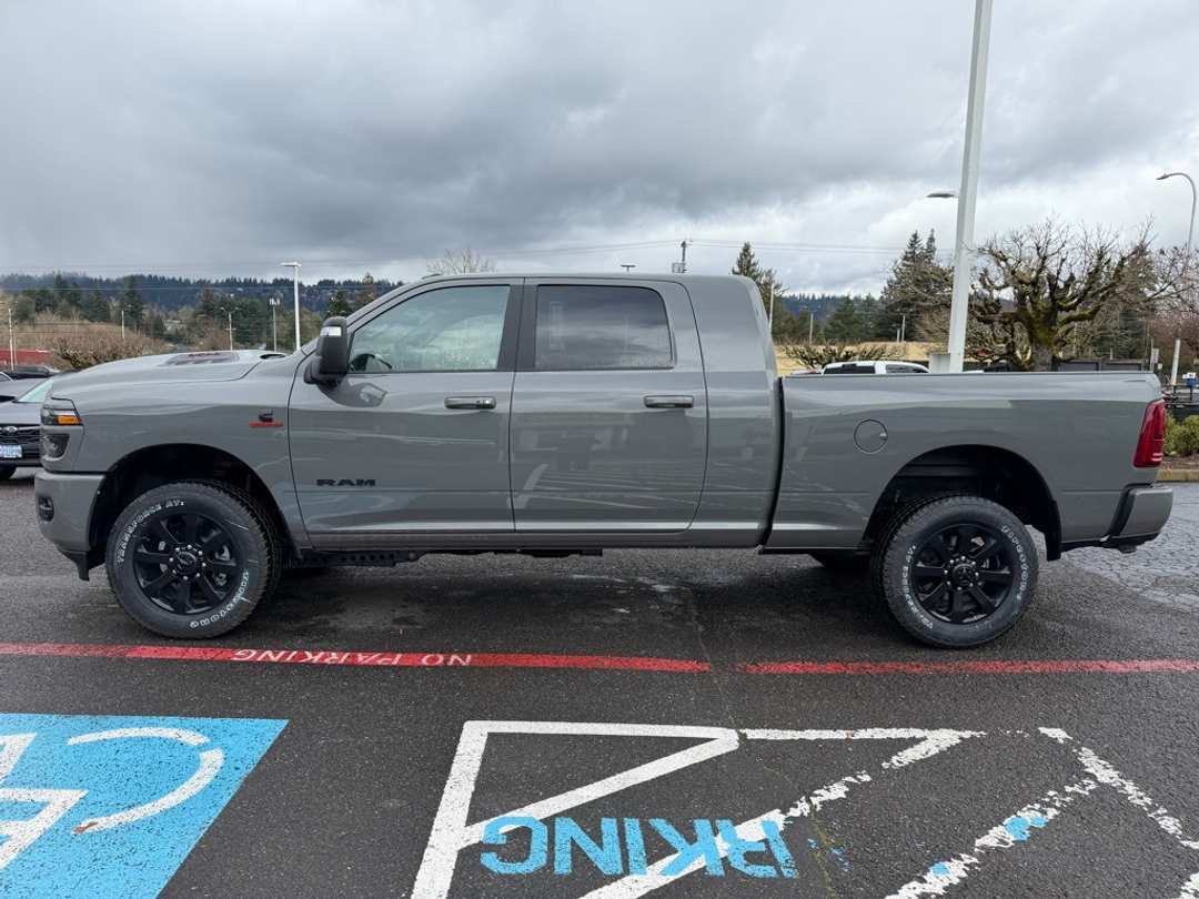 2026 Ram 3500 Laramie - Image 5