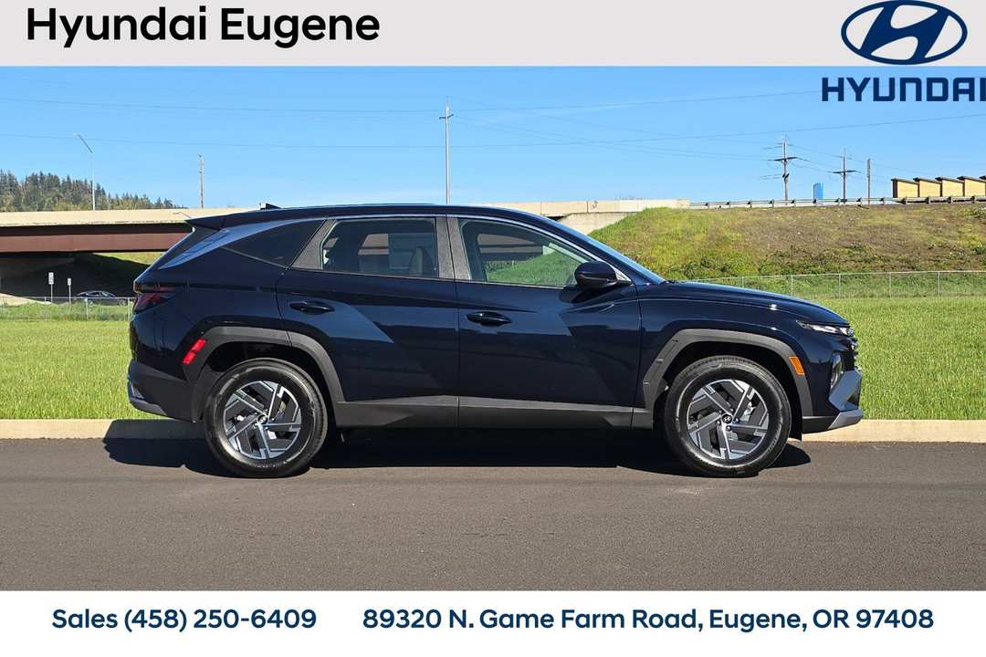 2026 Hyundai Tucson Blue SE - Image 3