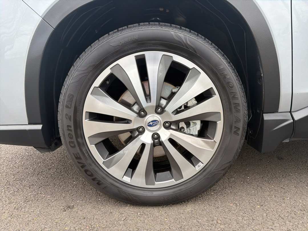 2020 Subaru Ascent Limited - Image 9