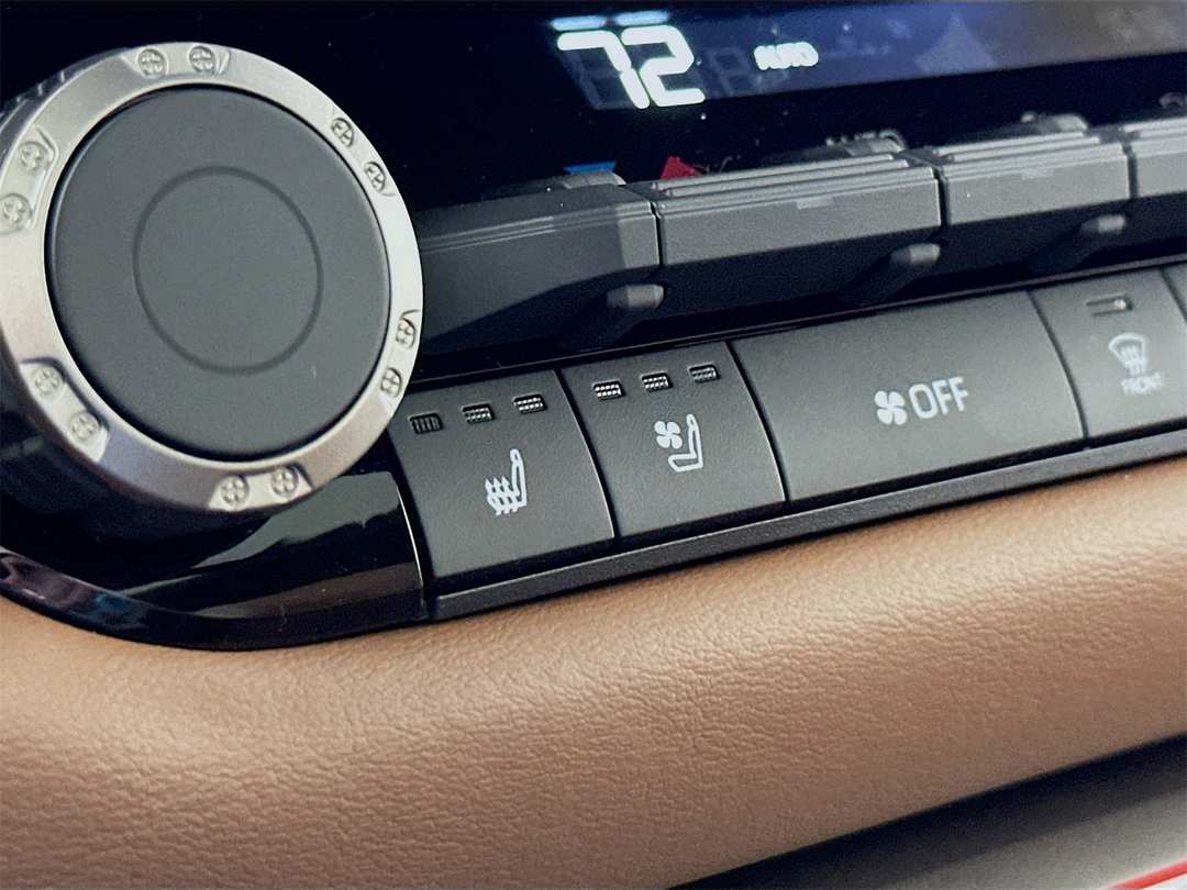 2026 Toyota Tundra 1794 Edition - Image 20