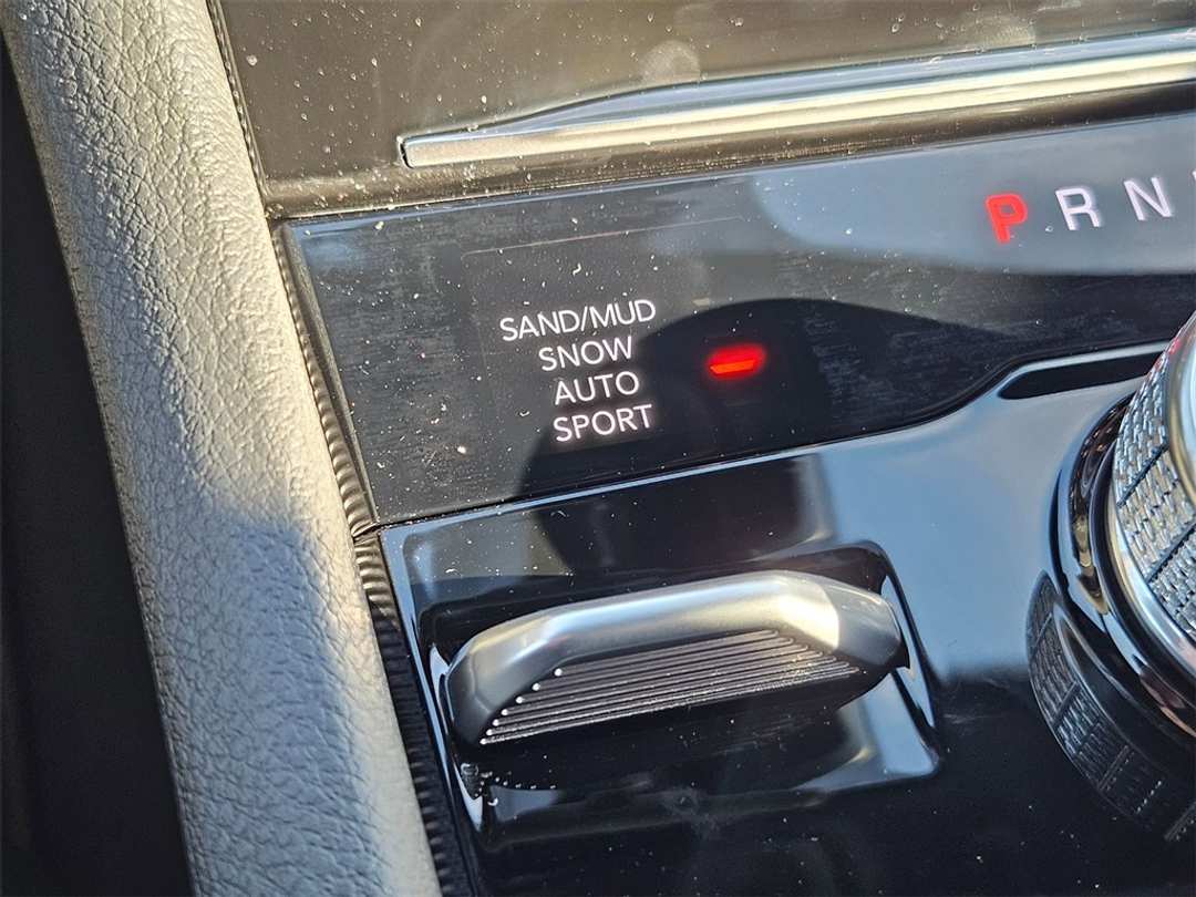 2025 Jeep Grand Cherokee Limited - Image 26