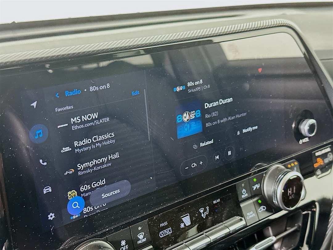 2026 Toyota Highlander XSE - Image 15