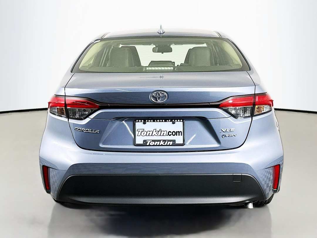 2026 Toyota Corolla XLE - Image 6
