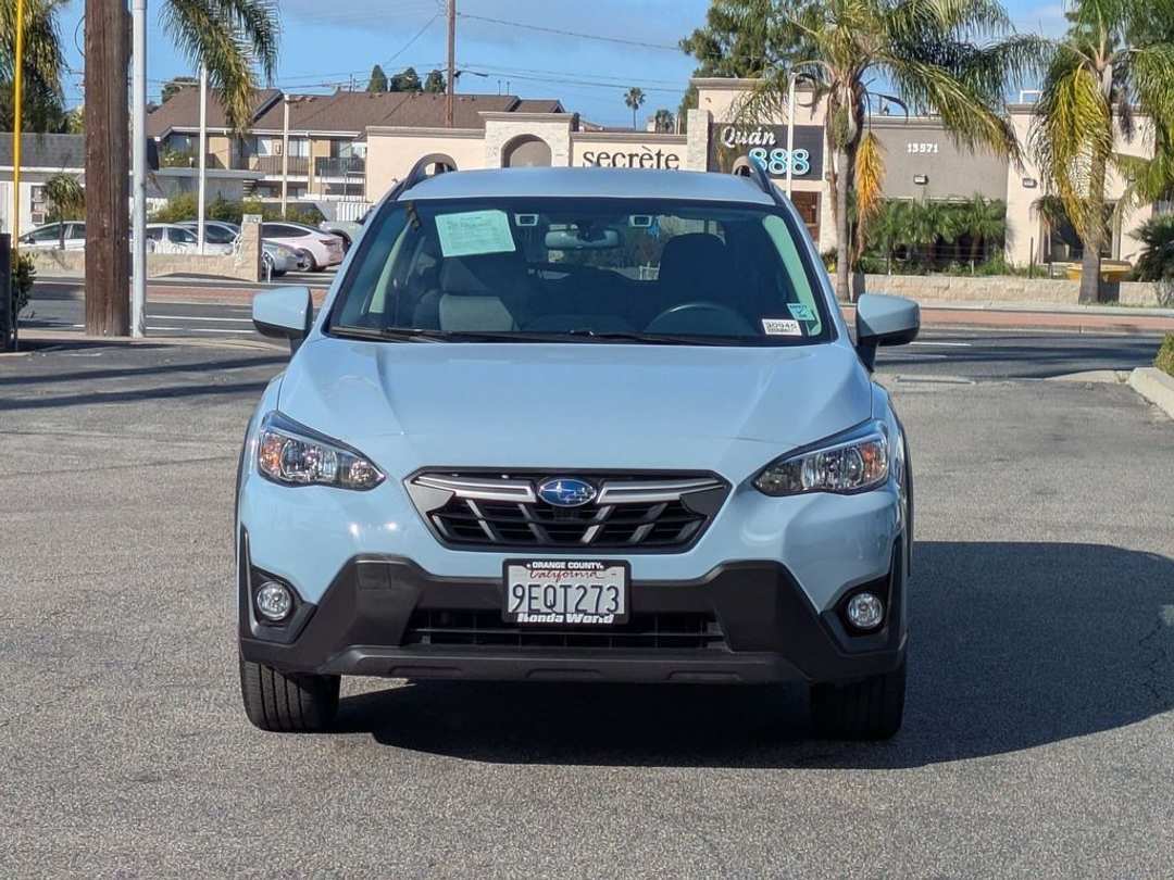 2023 Subaru Crosstrek Premium - Image 3