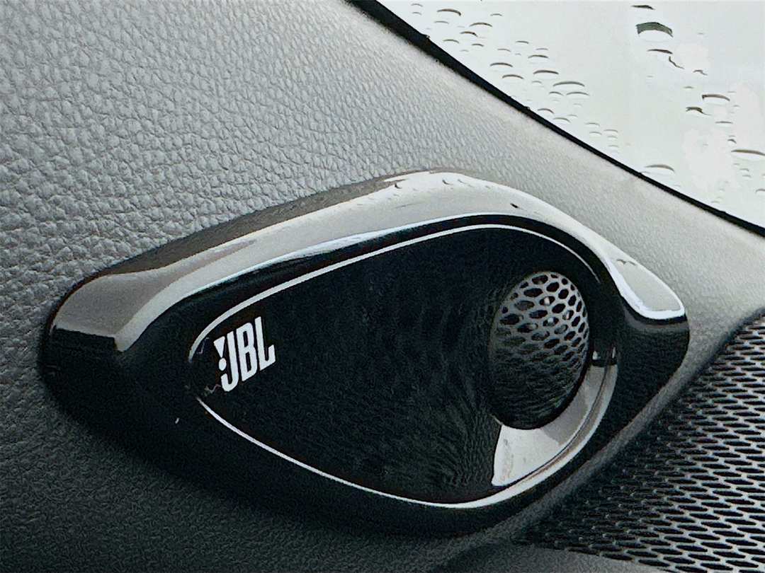 2026 Toyota Corolla XSE - Image 19