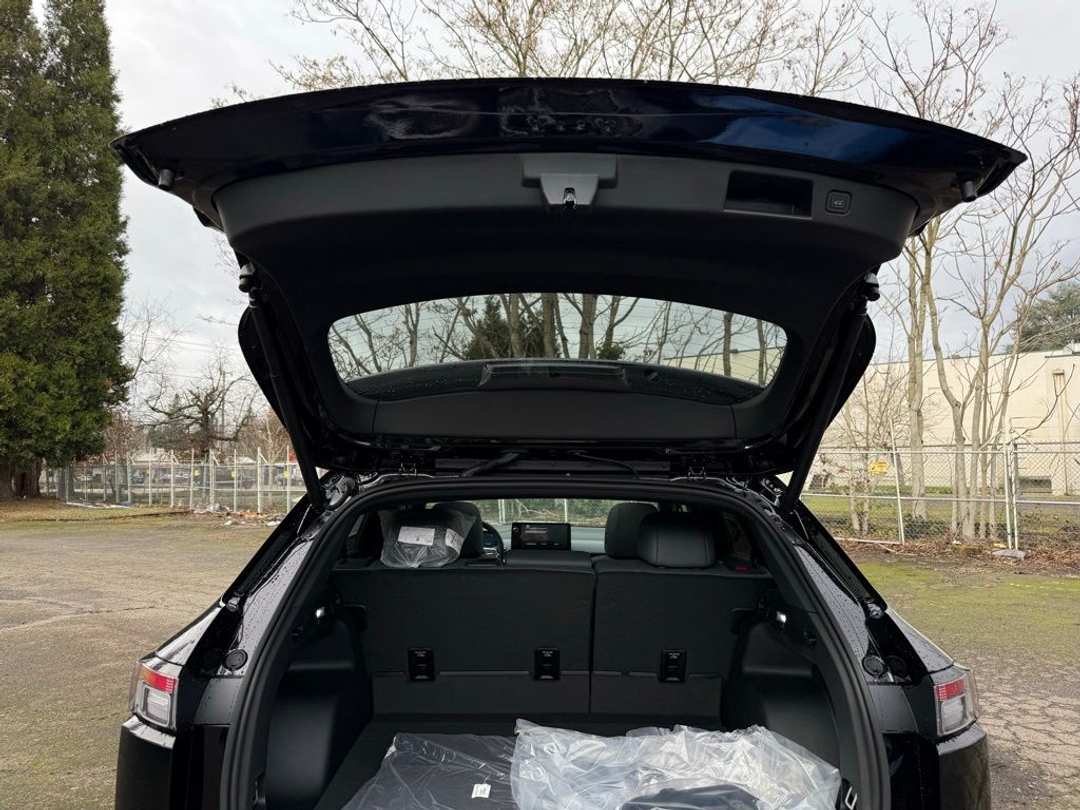 2026 Honda Prologue Touring - Image 11