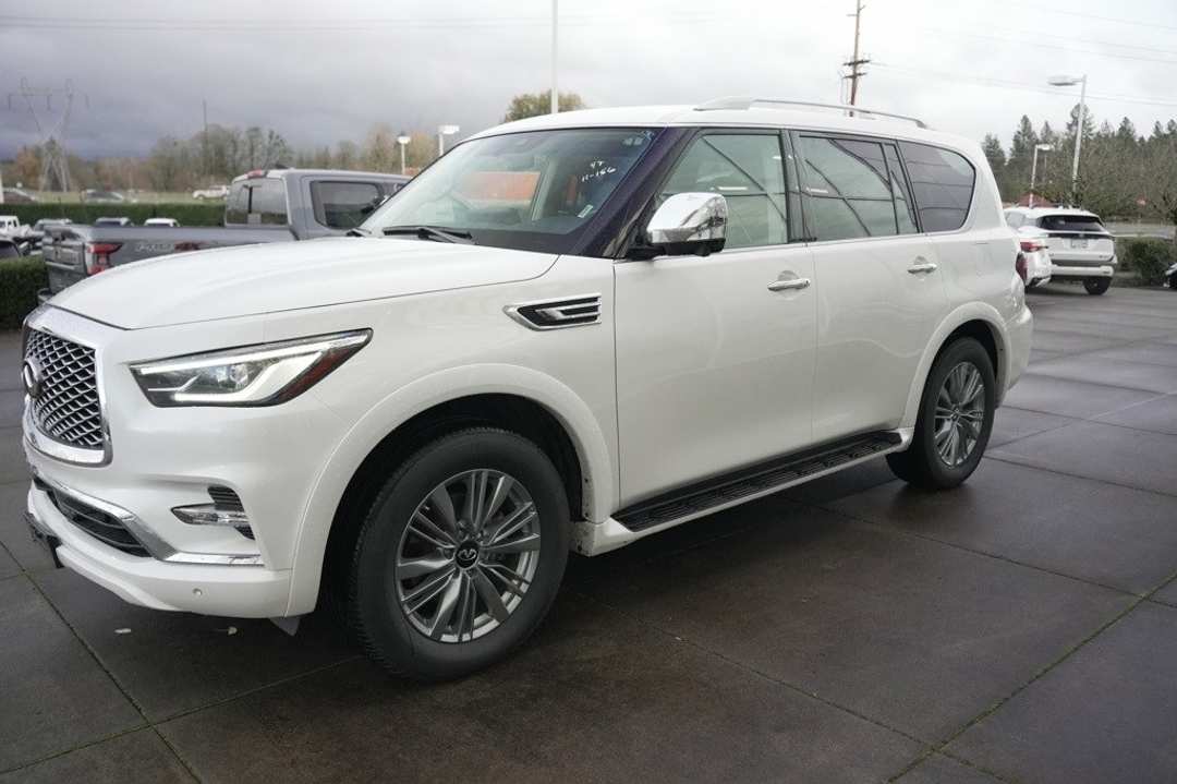 2024 INFINITI Qx80 LUXE - Image 11
