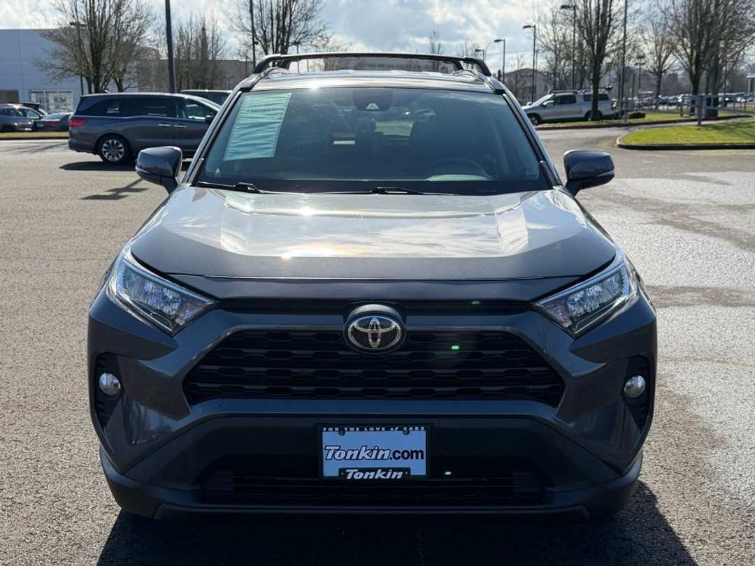 2021 Toyota Rav4 XLE - Image 3