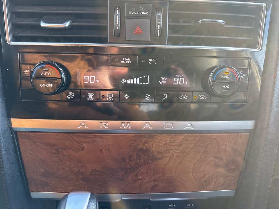 2023 Nissan Armada SL - Image 37