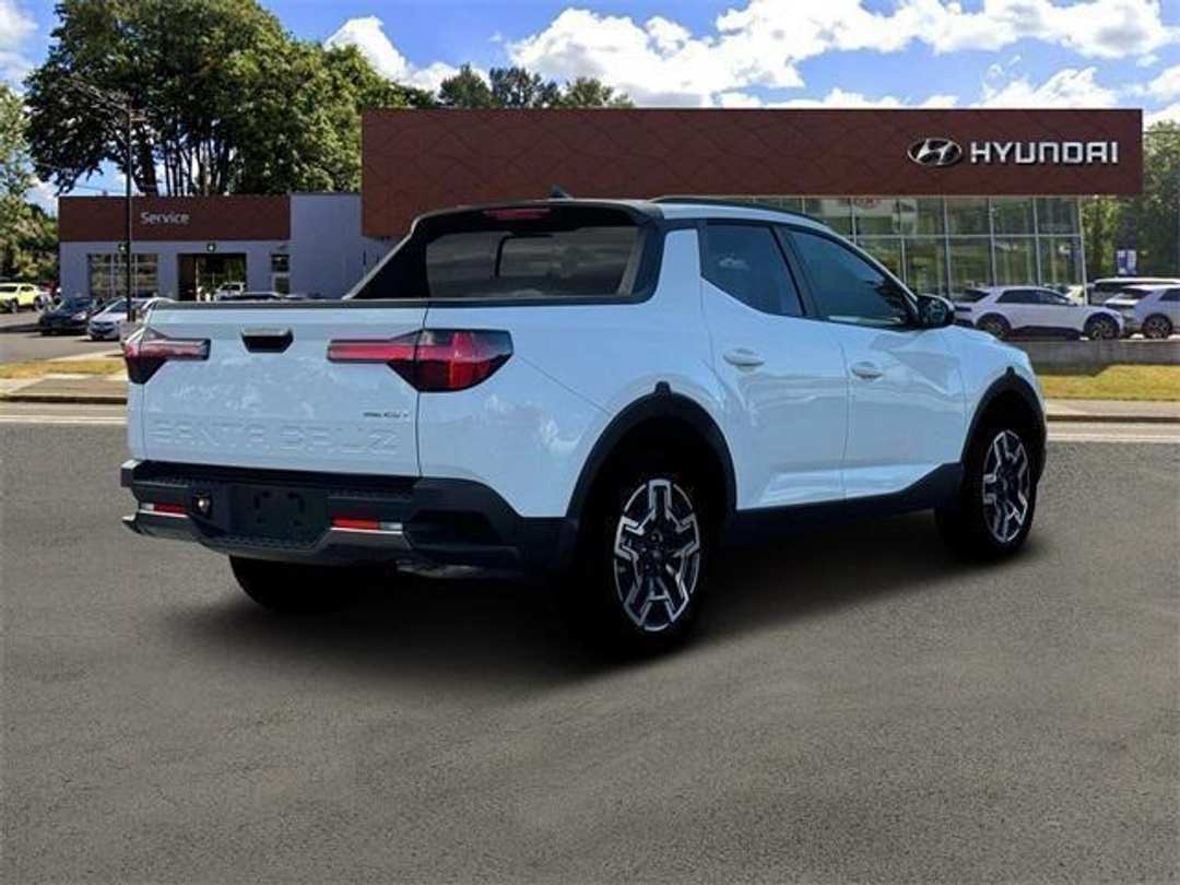 2026 Hyundai Santa Cruz Limited - Image 7