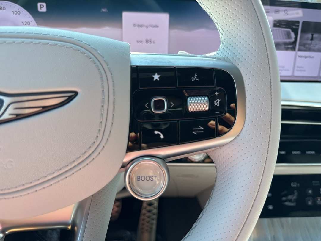 2026 Genesis Electrified Gv70 - Image 38