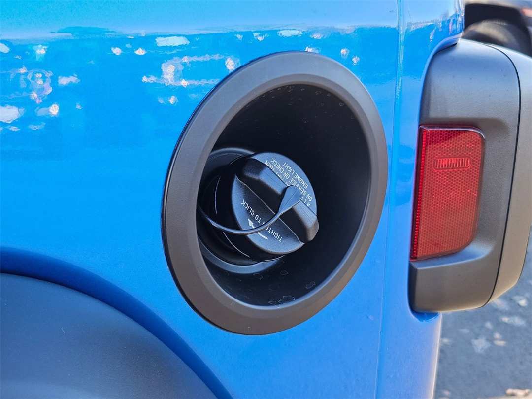 2026 Jeep Wrangler Sport - Image 28