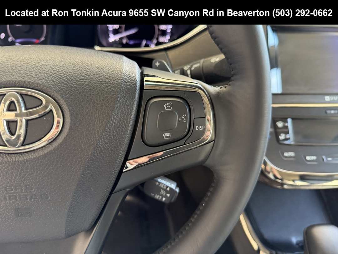 2014 Toyota Avalon Limited - Image 18