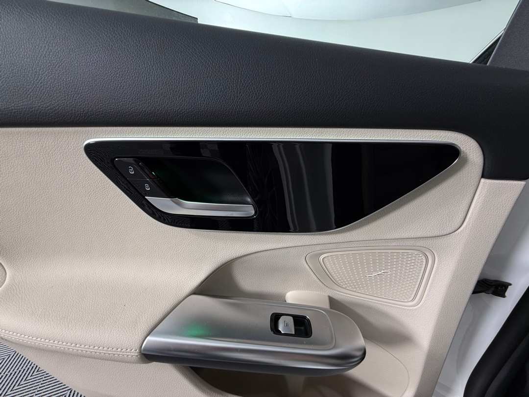 2024 Mercedes-Benz C-Class C 300 - Image 29