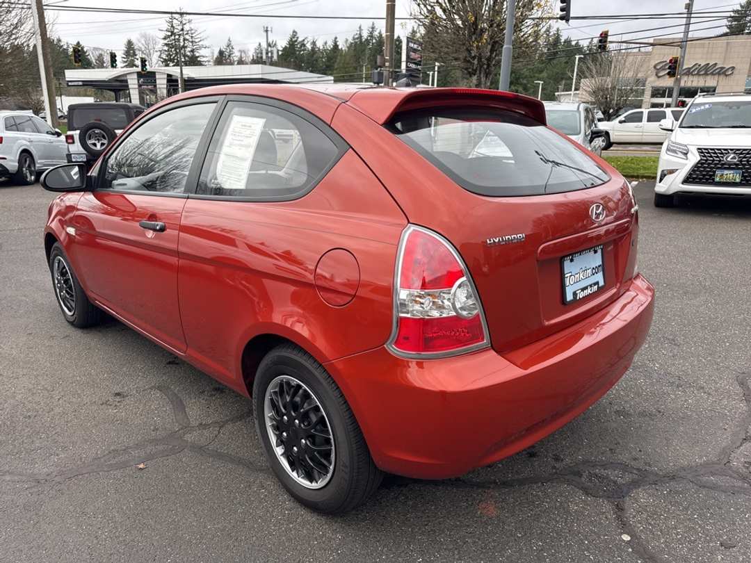 2008 Hyundai Accent GS - Image 6