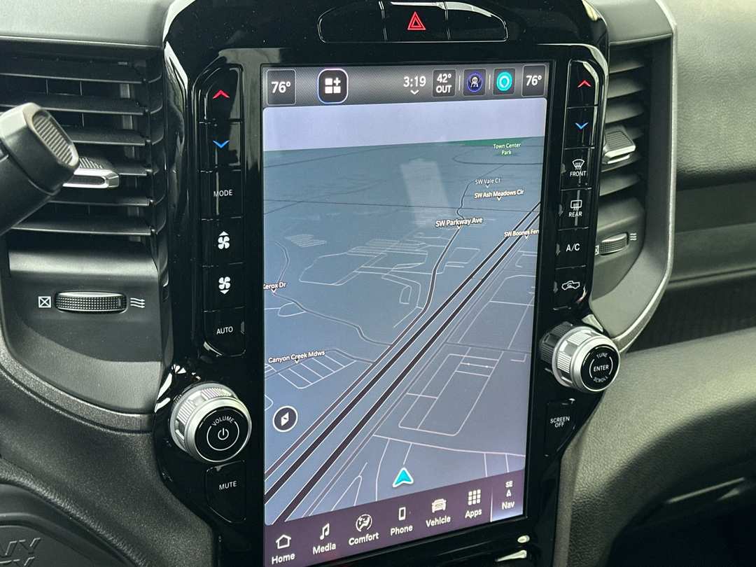 2025 Ram 2500 Tradesman - Image 15