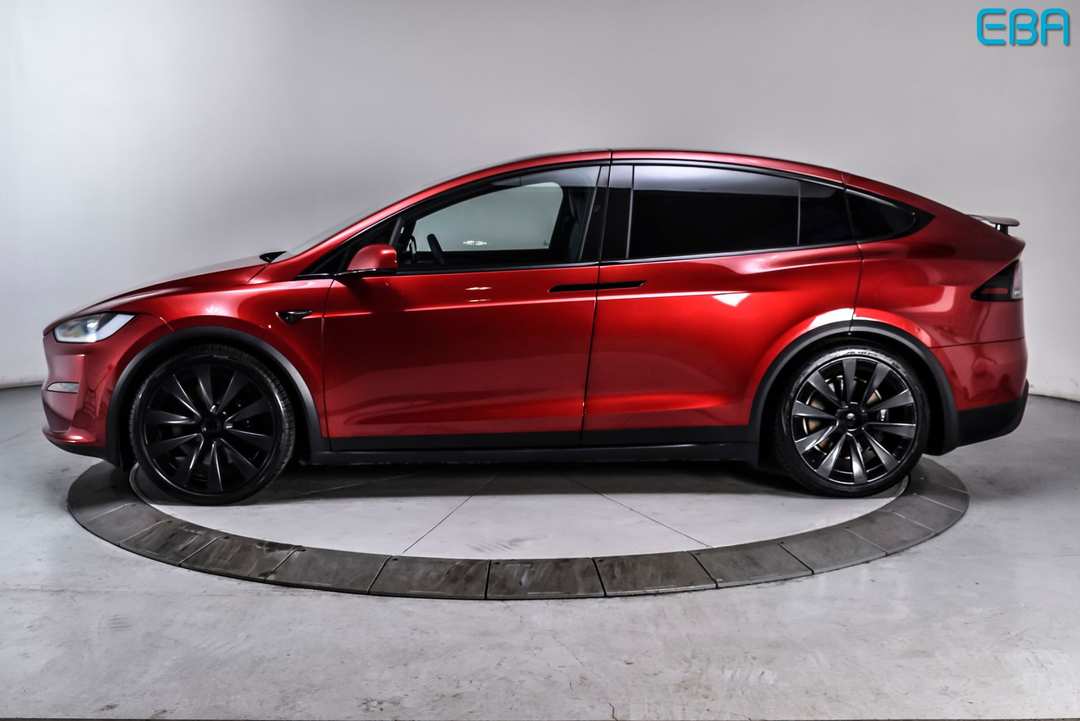 2023 Tesla Model X Standard Range - Image 3