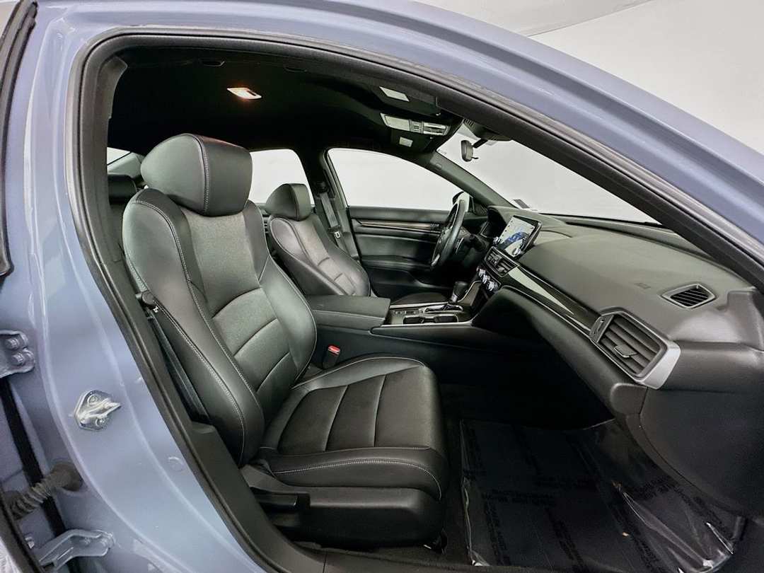 2022 Honda Accord Sport - Image 26