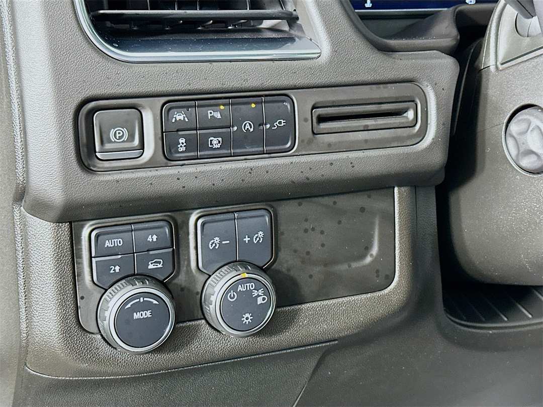 2022 Chevrolet Tahoe LT - Image 10