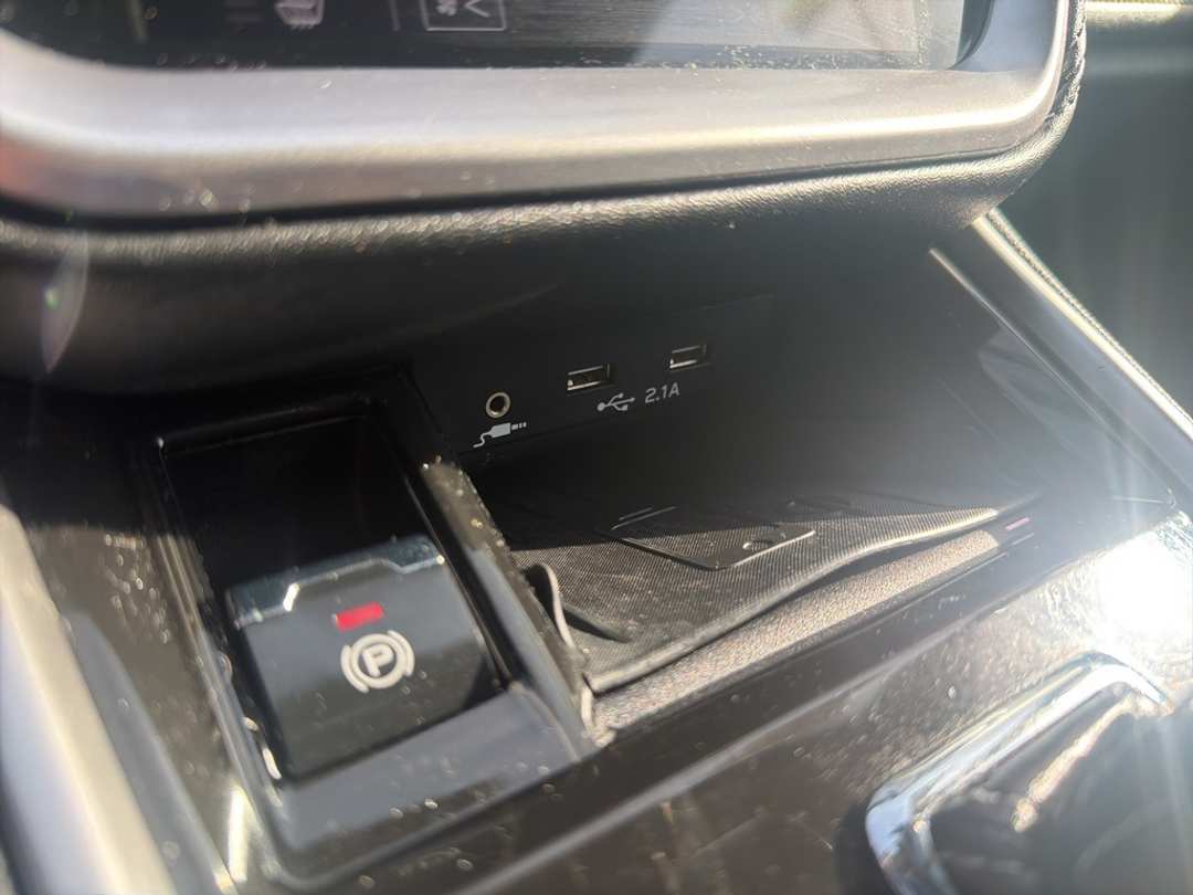 2020 Subaru Outback Limited - Image 38