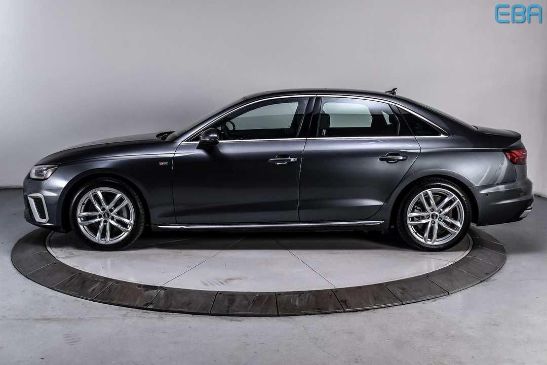2023 Audi A4 45 S line Prestige - Image 3