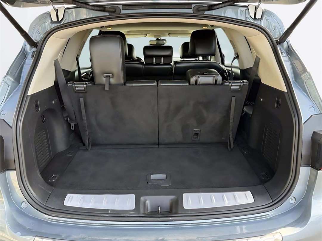 2019 INFINITI Qx60 LUXE - Image 10