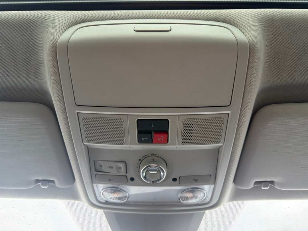 2020 Volkswagen Passat 2.0T RLine - Image 29