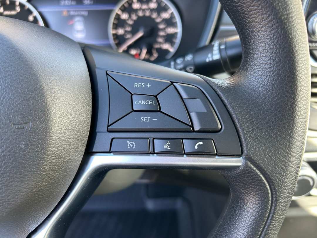 2025 Nissan Altima 2.5 SV - Image 14