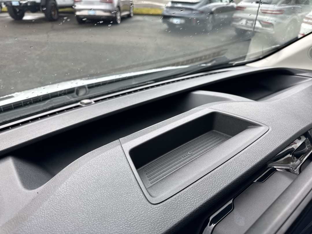 2024 Ford Transit-350 XLT - Image 30