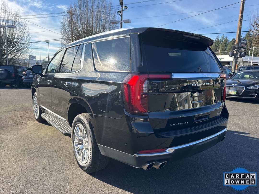 2025 GMC Yukon Denali - Image 5