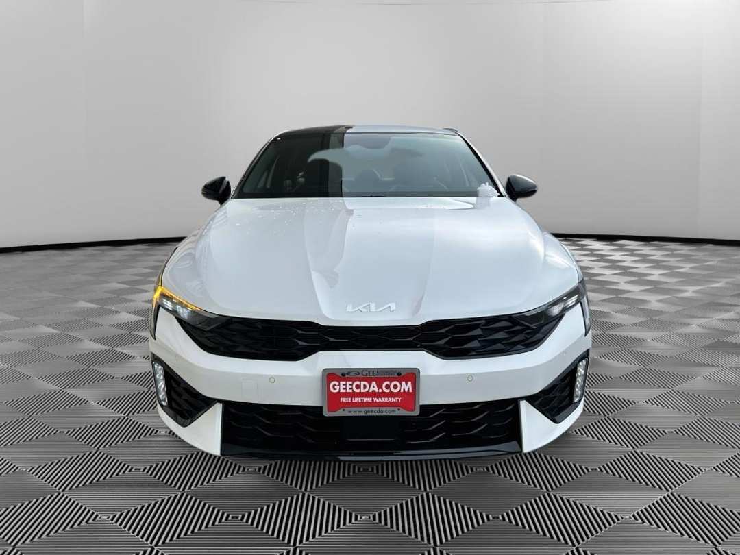 2026 Kia K5 GTLine - Image 2