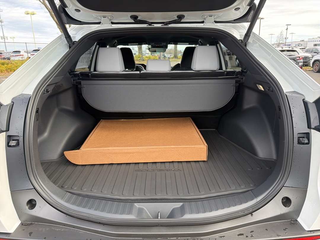 2026 Subaru Solterra Premium - Image 19