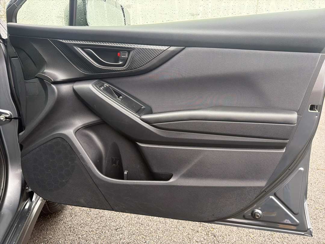 2023 Subaru Crosstrek Premium - Image 24