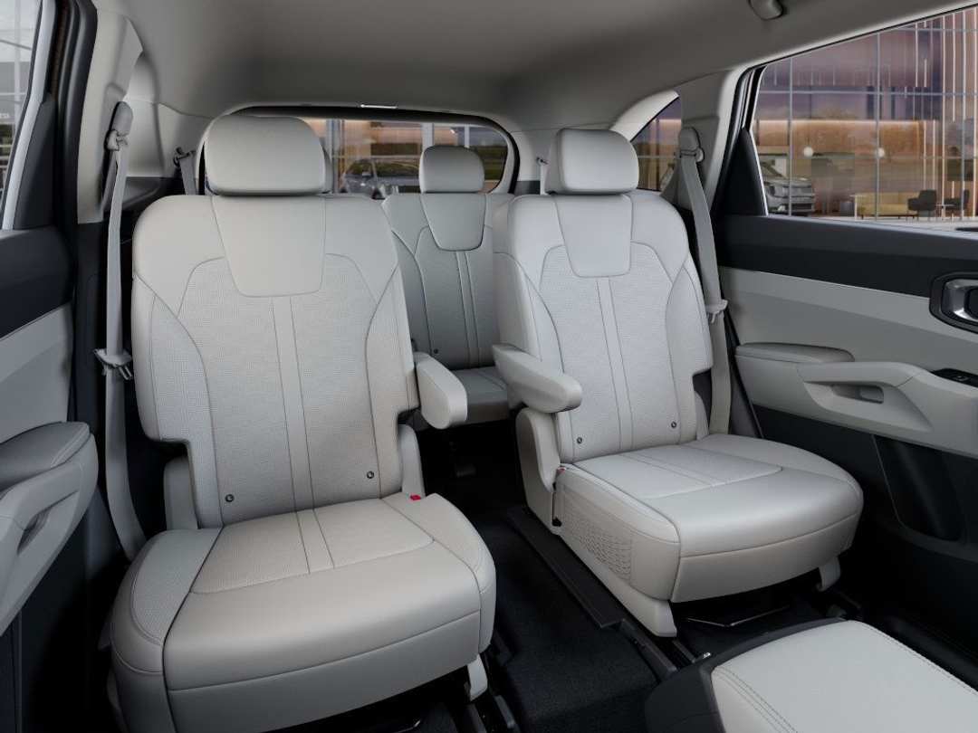 2026 Kia Sorento EX - Image 16