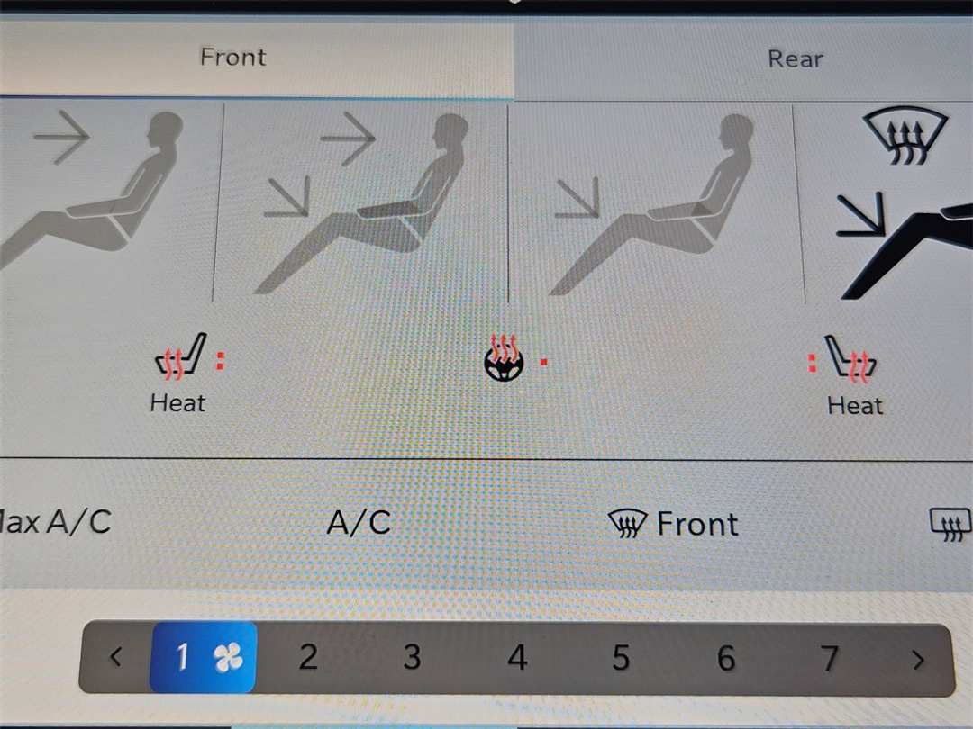 2026 Chrysler Pacifica Select - Image 24